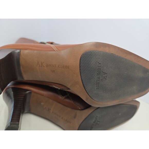 Anne Klein Akmead Camel Brown Knee High Heel Riding Boot Stretch Calf Sz 7.5 M - Picture 10 of 10